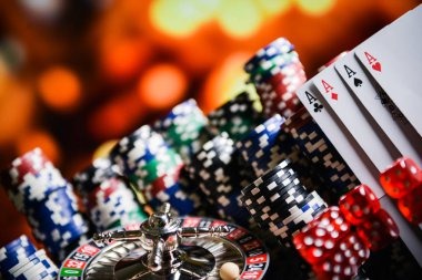 Lightning Baccarat live dealer table with betting grid and card layout